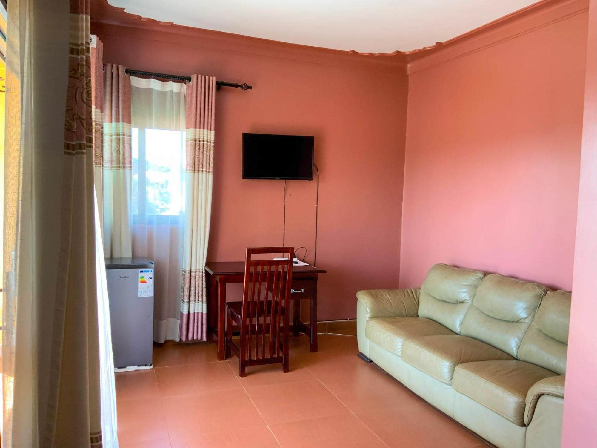 Hendo Hotel Εντέμπε Εξωτερικό φωτογραφία