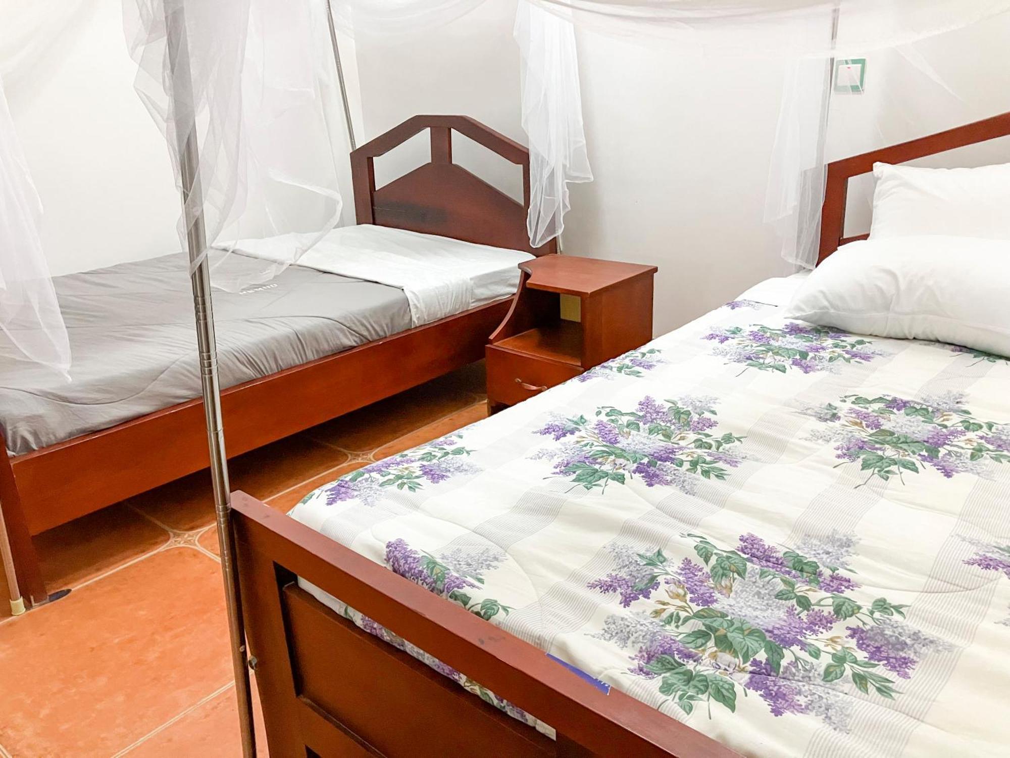 Hendo Hotel Εντέμπε Εξωτερικό φωτογραφία