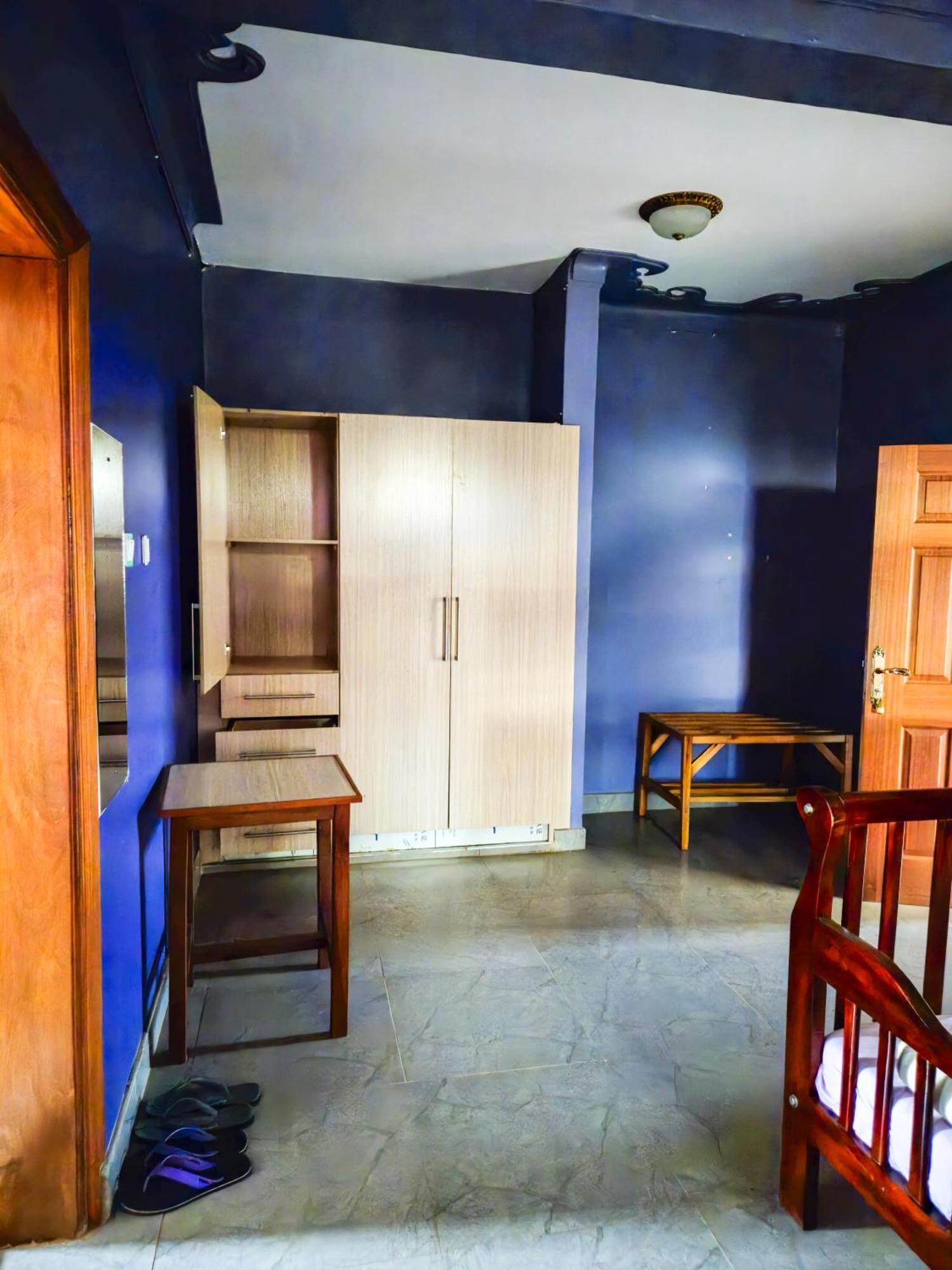 Hendo Hotel Εντέμπε Εξωτερικό φωτογραφία